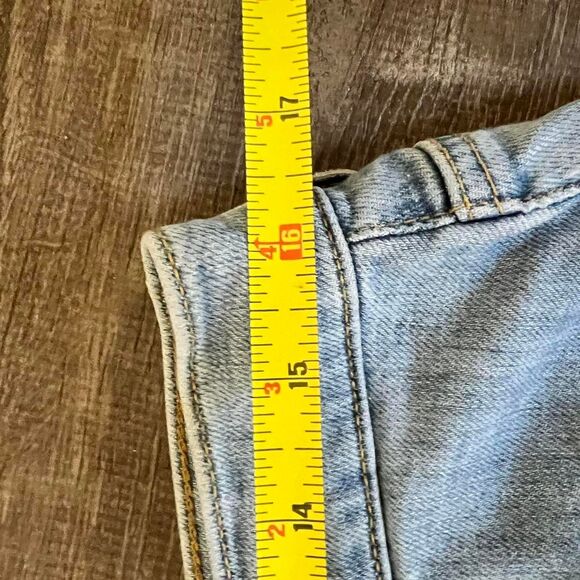 Universal Thread Women's Jeans - Picture 7 of 7